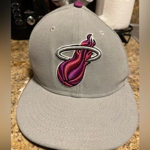 RARE MIAMI HEAT SNAP BACK CAP